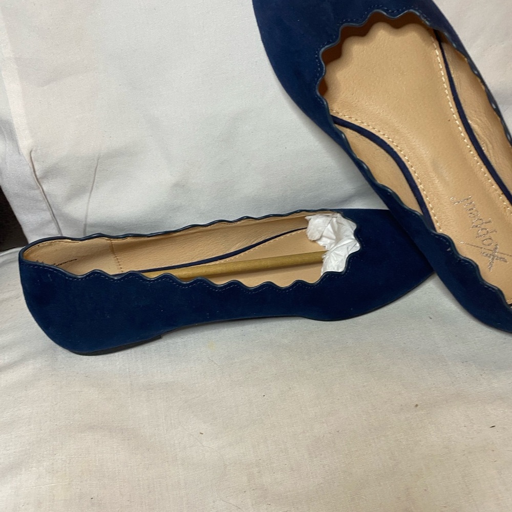 Blue Scalloped Women's Flats
